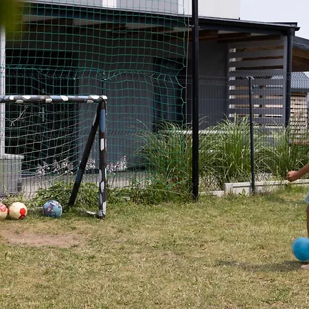 Nyaraló Terraced House In Near Sandy Rewal