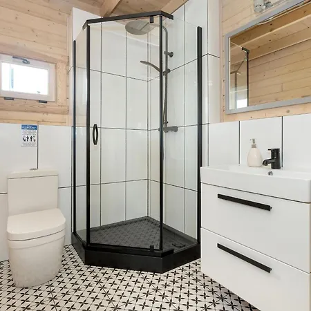 Terraced House In Near Sandy *