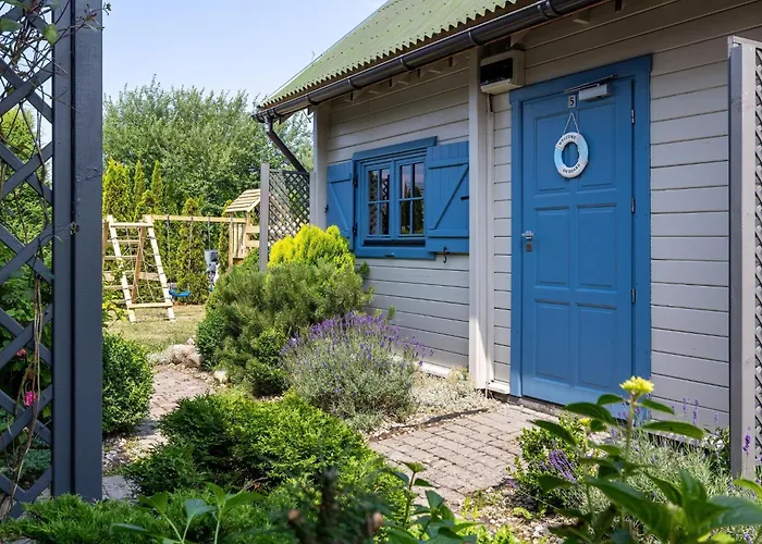 Terraced House In Near Sandy Rewal