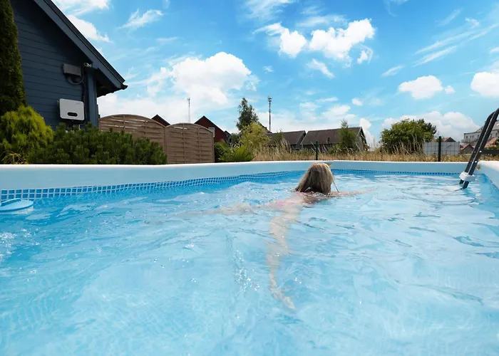 Terraced House In Near Sandy *